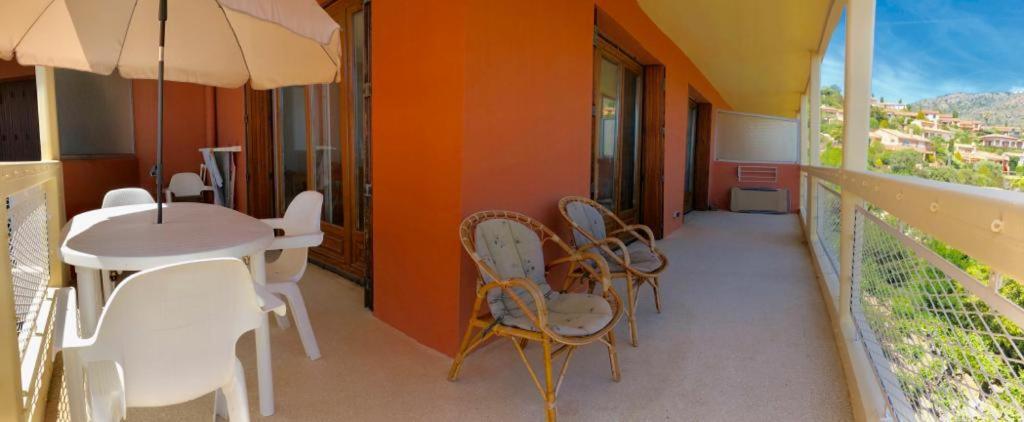 Appartement Altair Le Lavandou Exterior foto