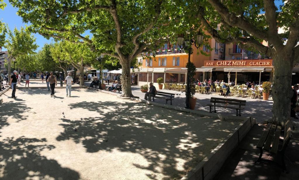 Appartement Altair Le Lavandou Exterior foto